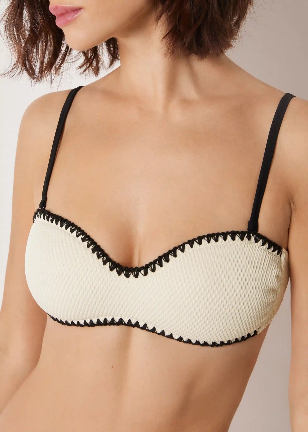 Bandeau Swimsuit Top Bicolor Embroidery