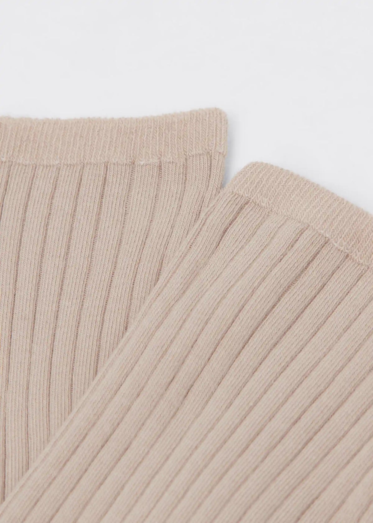 Ribbed Short Socks in Soft Cotton