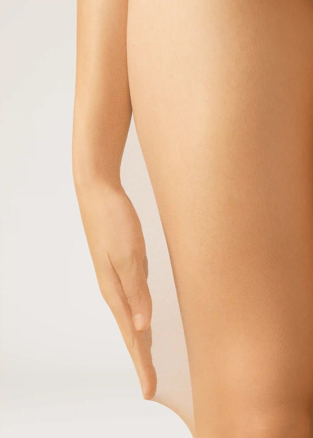 Sheer Matte Totally Invisible 20 Denier Tights